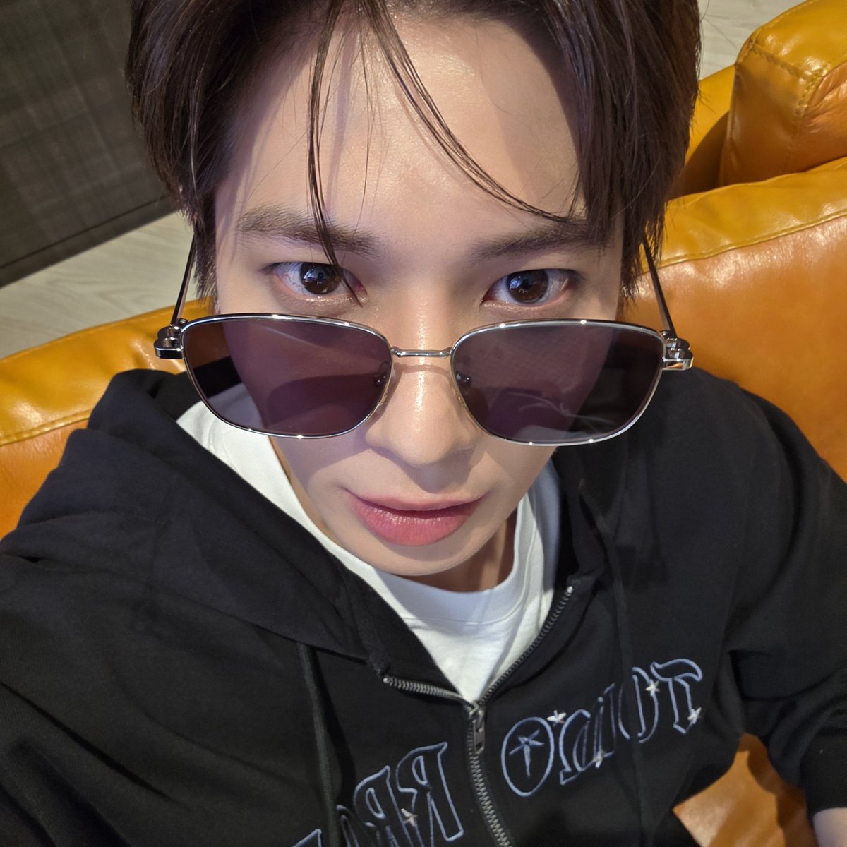 JUN34_'s tweet photo. 아 다고냥 아빠 똑 닮았네 https://t.co/dBw1H9rrBJ