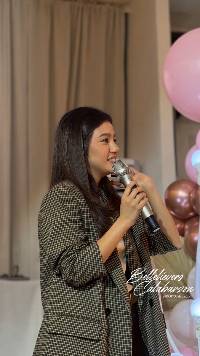 9 years of bellelieving—never stopped, never will 🩷

BELLE AND BELLELIEVERS
#NineYearsOfBellelieving
