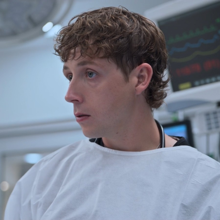 Whitaker looks [adjective] #ThePitt Season 2 Episode 5.