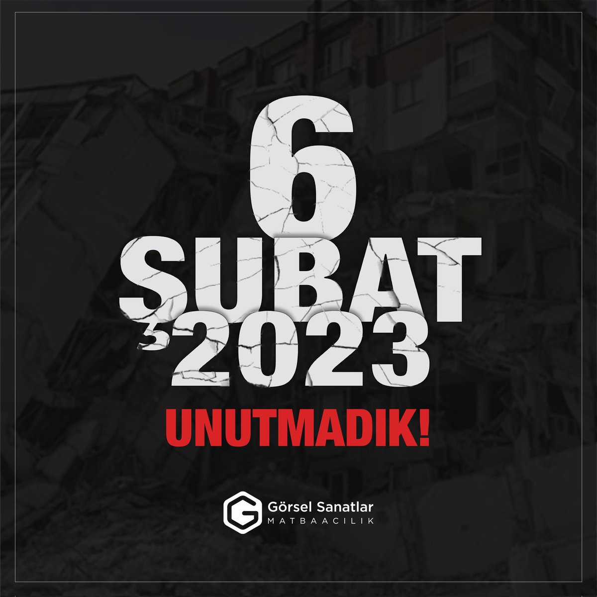 gspackagingtr's tweet photo. 6 Şubat 2023 depreminde hayatını kaybeden tüm vatandaşlarımızı rahmetle anıyoruz. 🖤
Aynı acıların tekrar yaşanmamasını diliyor, güvenli binalar için sorumlulukla hareket etmenin önemini tekrar hatırlıyoruz.❗

#6şubatdepremi #6şubat2023 #unutmadık #görselsanatlarambalaj https://t.co/CaILNRJSbP