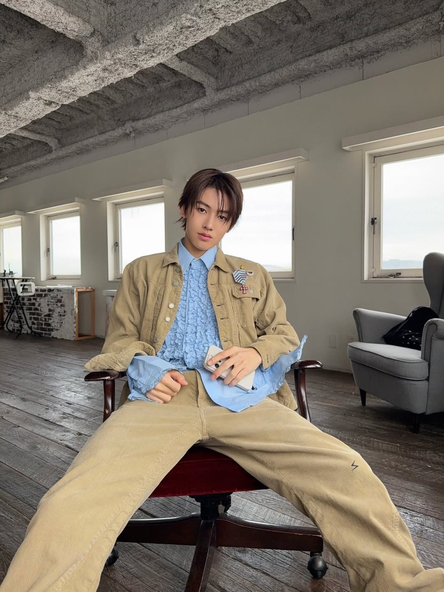 IdolRecommend's tweet photo. IDOL RECOMMEND - #SEONGHYEON  #성현

🇰🇷 Nationality: Korean (Daejeon)
🎂 Birthday: 2009.01.13 (♑️| Blood Type A)
🎤 Group: #CORTIS 
⏳ Training: Entered the company at 11, trained for approx. 5 years.
🚫 Dislike: Mint-chocolate flavor.
🎤 First Audition Song: "MIC DROP" by #BTS https://t.co/RWK3ILJk25