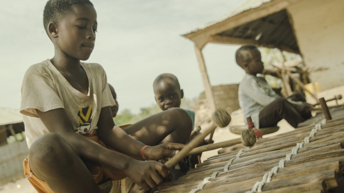 TOBlackFilmFest's tweet photo. #TBFF26 presents NTEREGU (A STORY TO BE SUNG)
By Manuel Loureiro and Roger Mor
Nteregu is a visual and sonic journey through the music of Guinea-Bissau. The film traces the evolution of Guinean music across centuries.

🎟️ https://t.co/haXWsDLQit https://t.co/hPNqcRUDYz