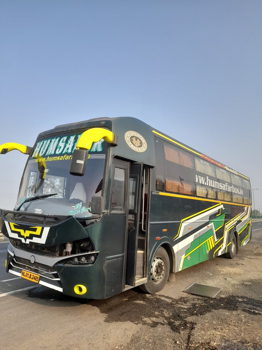 ModekarShivam's tweet image. Worst service by humsafar travels. My pickup was scheduled at 11 pm but came at 1:30 am in night.2 stopped in mid of journey because of breakdown. Worst service.Please don't book tickets for this travels. @jagograhakjago @abhibusIN @nch1915 #ConsumerRights #consumerHelp