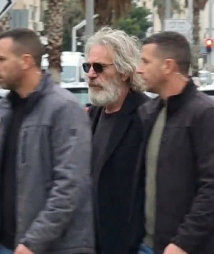 ladywaranon's tweet image. Epstein is alive and living in Tel Aviv. This IS him.