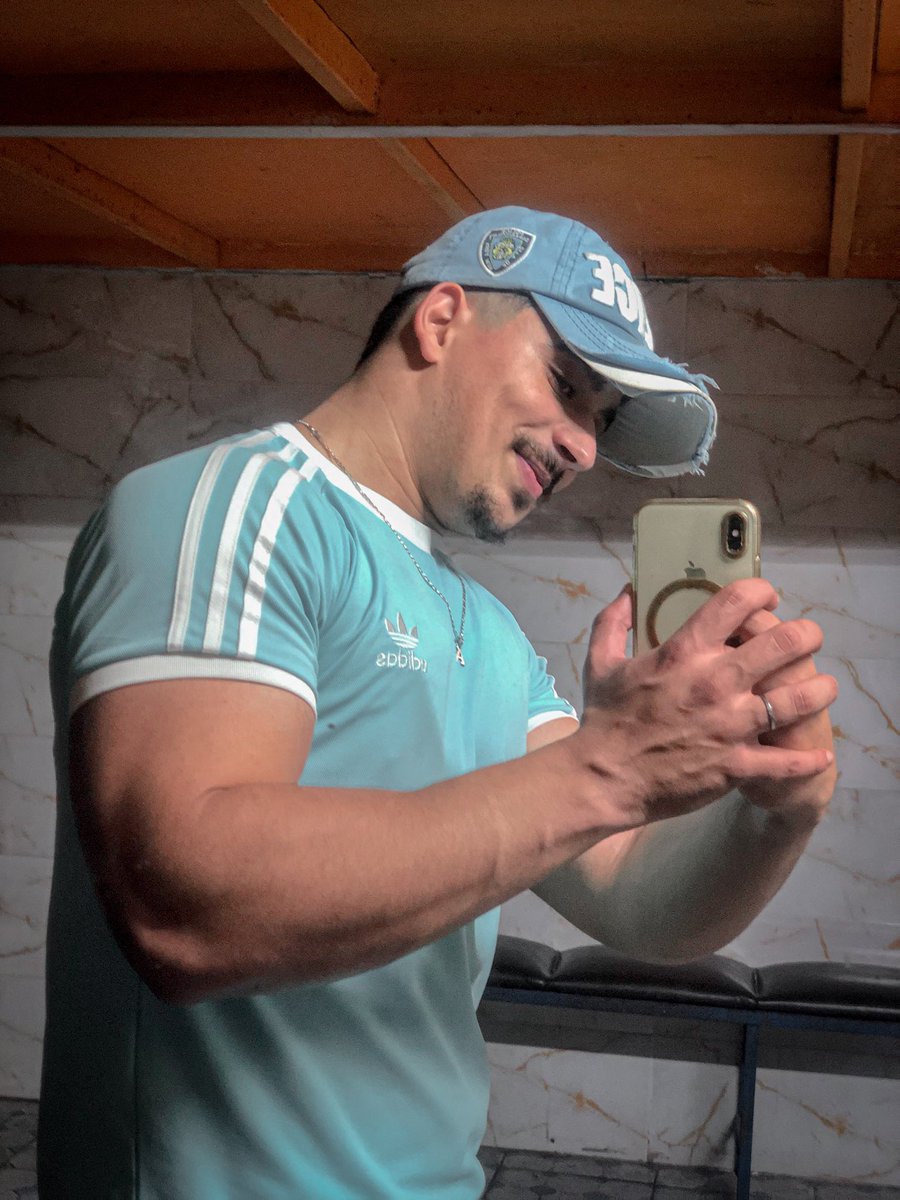 AdamBenyoussef1's tweet photo. #gym #wintervolliefde #fyppppppppppppppppppppppp https://t.co/DV87cv12QZ