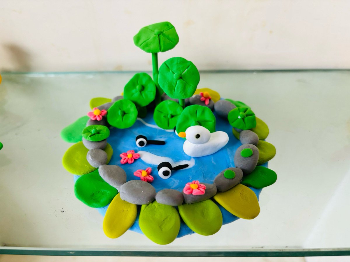 GrazianoAngela's tweet photo. Handmade joy! Turn simple clay into a tiny, smiling planter—perfect for your desk or window sill. Every squish, shape, and paint stroke is your personal touch. What will you craft today #HandmadeHappiness #DIYClay #CraftLove https://t.co/qPljXC2AVZ