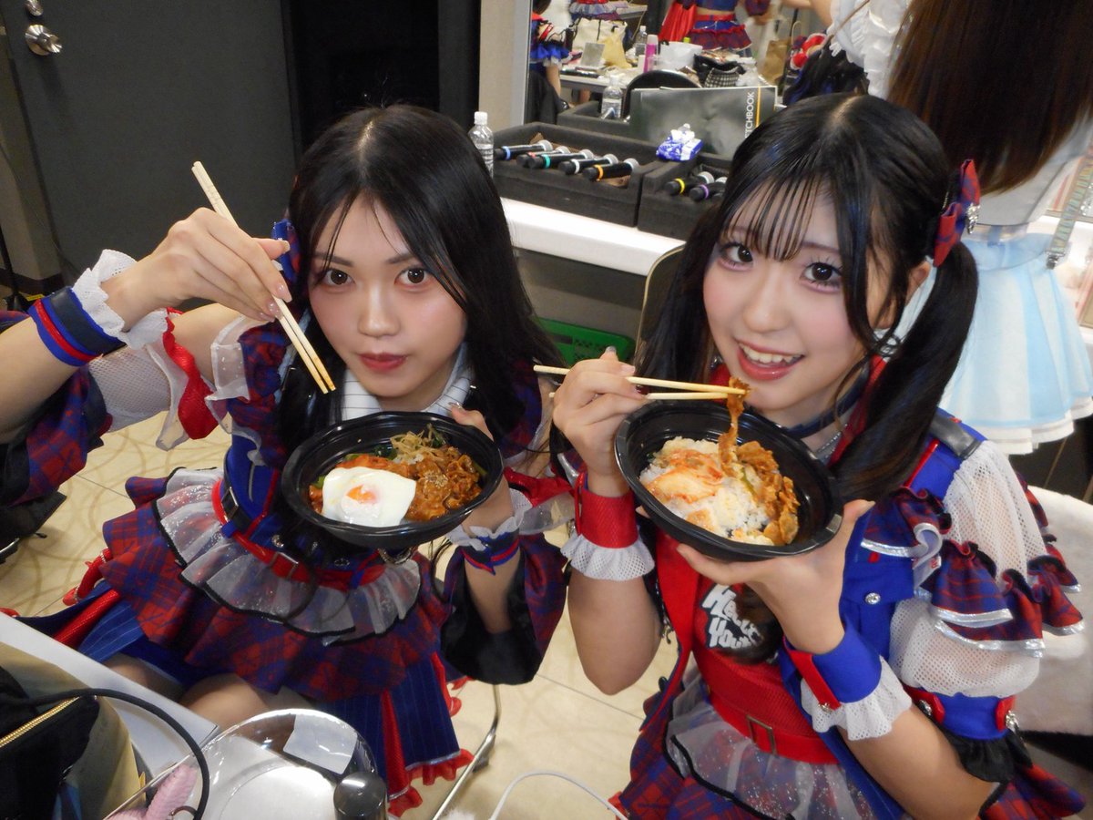 HelloYouth_2018's tweet image. 🆕出演決定🆕
決意ツアー2026 NANONI STAY FUKUOKA DAY2

🗓2026年3月5日（木）
🕒開場18:30 / 開演19:00
📍The Voodoo Lounge

🎫t-dv.com/ketsuitsour202…
優先チケット ¥2500 / 一般チケット ¥1000
🈯️2ショット写メ券

🔽詳細はコチラ🔽
timetreeapp.com/public_calenda…