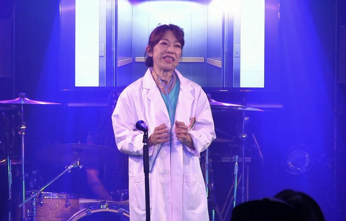 SHOWONESFEELIN1's tweet photo. SHOW ONE'S FEELINGS
5月22日・ライブが決定しました！
ワクワクです😆
『カスタマーセンターの女』
ライブのヒノテ先生とYouTubeのヒノテ先生、どうでしょう？見比べてみると違った世界が見えるかも！

#Horror #ショートドラマ #AI #コンピューター #SciFi

https://t.co/ELEIXIQPX8 https://t.co/8M6pg9tTE9