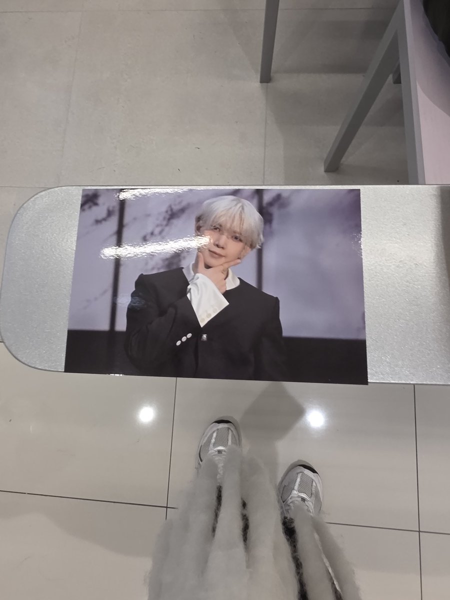 Hayuu_twt's tweet photo. Searching for Mingi one #ATEEZ #에이티즈
#GOLDENHOUR
#GOLDENHOUR_Part4
#GOLDENHOUR_Part4_POPUP
#사운드웨이브 https://t.co/dLkxMqnav5