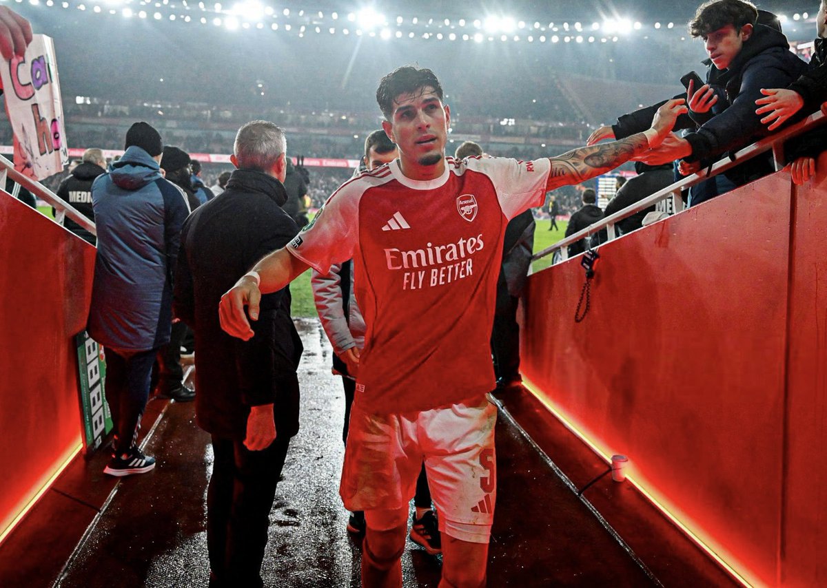 Top Gunner 🔴⚪️🔝 tweet media