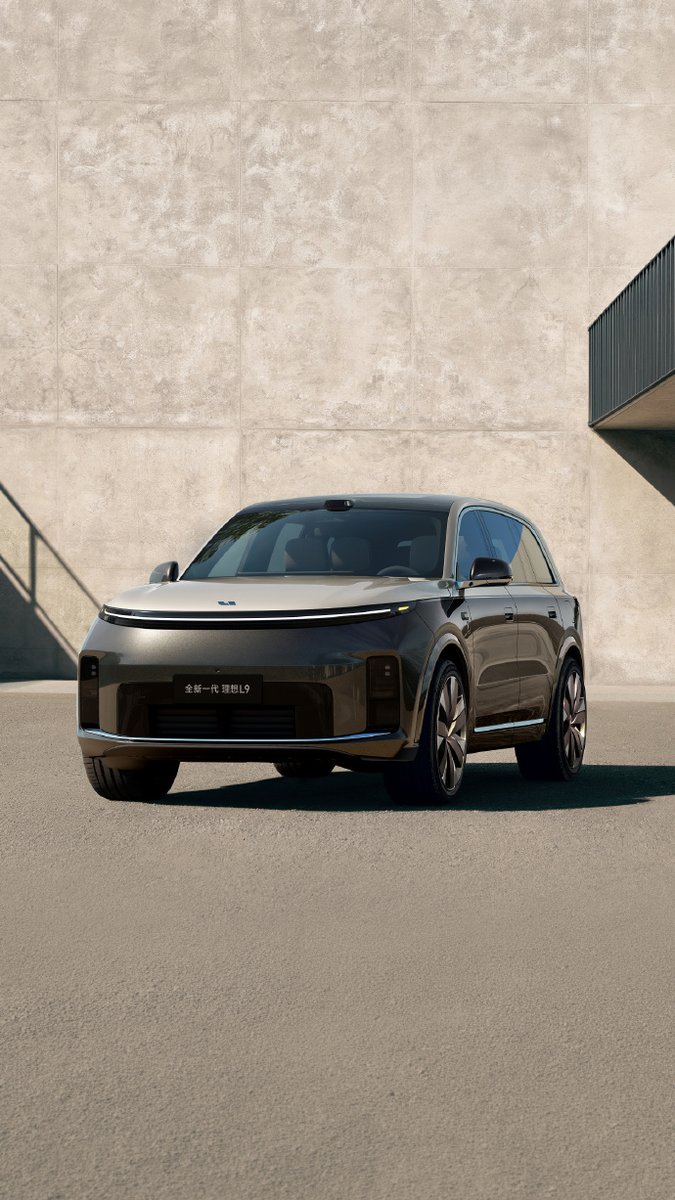 thinkercar's tweet photo. Official photos of the all-new #LiAuto L9 are out! The Livis Edition is priced at RMB 559,800 and is set to launch in Q2 this year.
Key tech specs:
- Dual self-developed 5nm M100 chips deliver 3x the effective computing power of NVIDIA Thor-U.
- 360-degree full-coverage lidar
- World’s first full by-wire chassis — includes steer-by-wire, 4-wheel steering, and world's first full electronic mechanical brake (EMB)
- 800V fully active suspension system