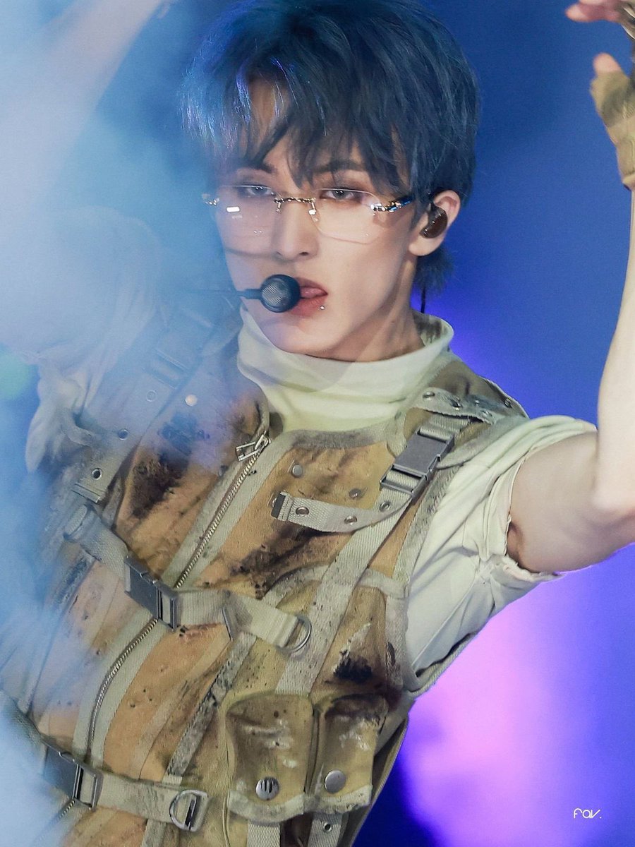 영원히 여기에 갇혀있음…….