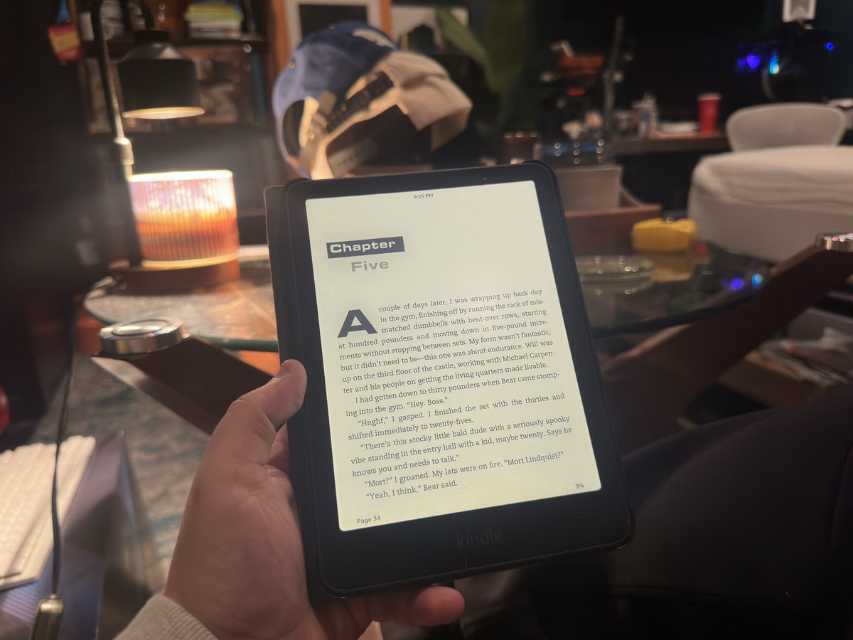 Oh how I've missed my wizard detective books 🥹