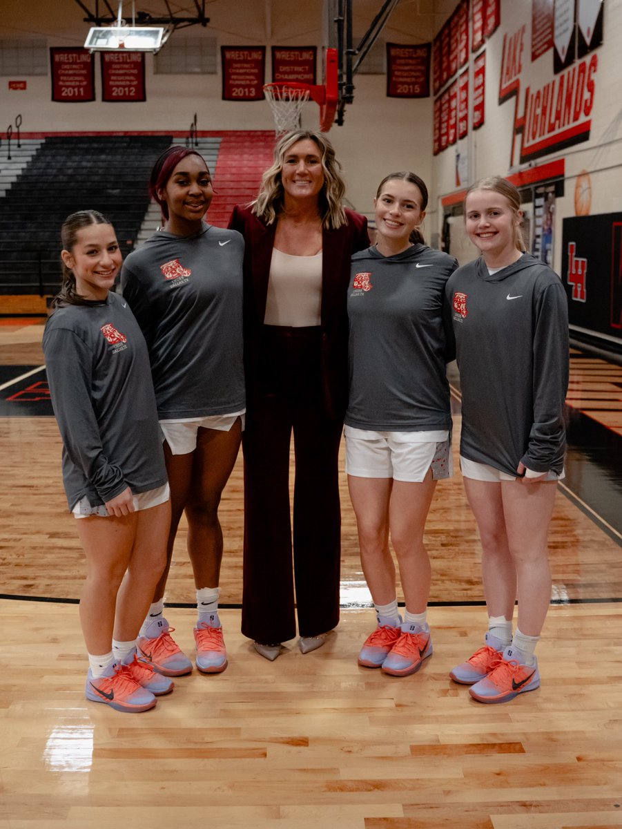 Coach MJ tweet media