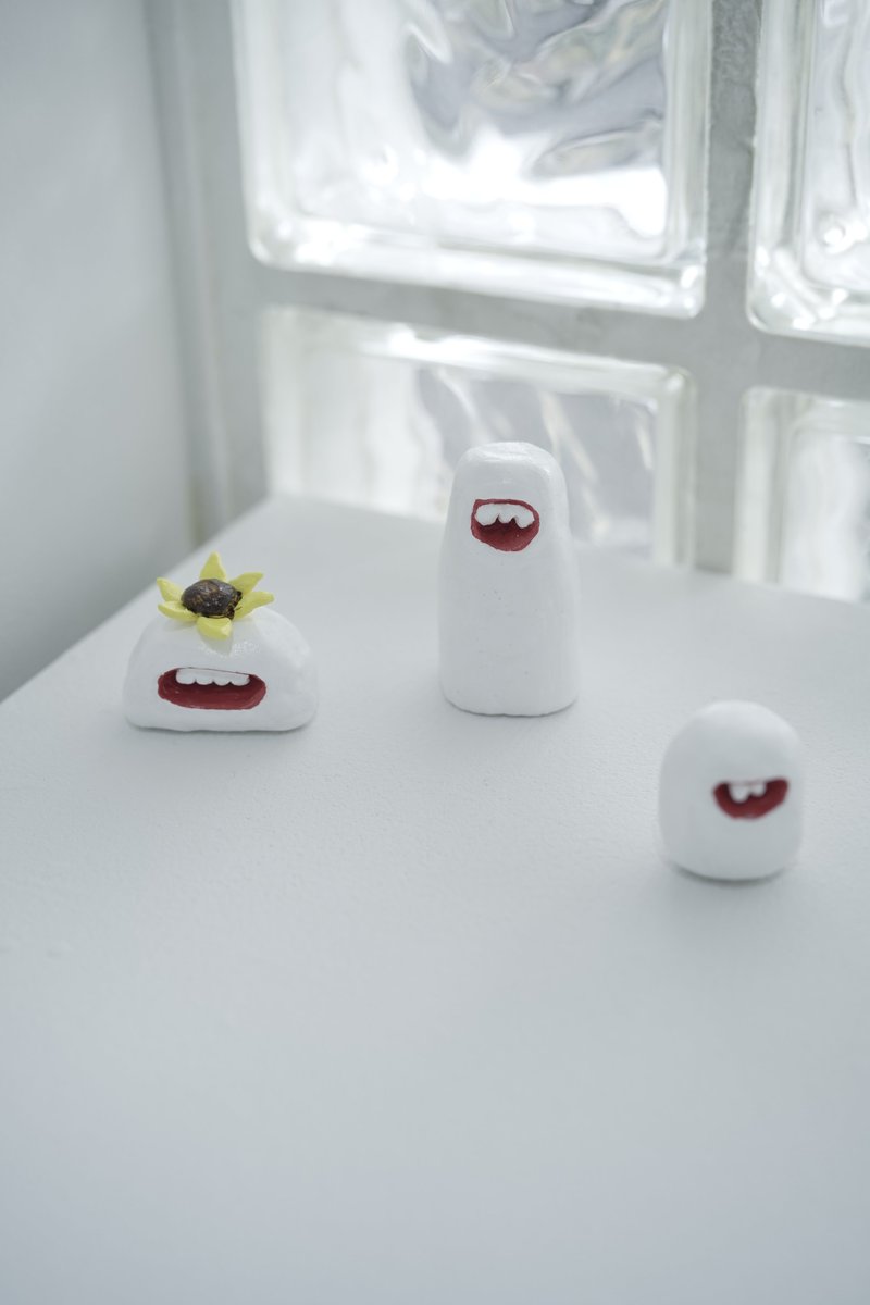 alt_medium's tweet image. ＼明日終了！／
Alt_Mediumでは本日も19時まで半坂優衣 個展「EUPHORIA」を開催します。
明日は最終日につき夜19時まで作品をご覧いただけるのは本日が最後です。

※会場は撮影禁止マークが描かれている紙を除き撮影可能です。

詳細は下記でご確認ください。 altmedium.jp/post/2026hanza…