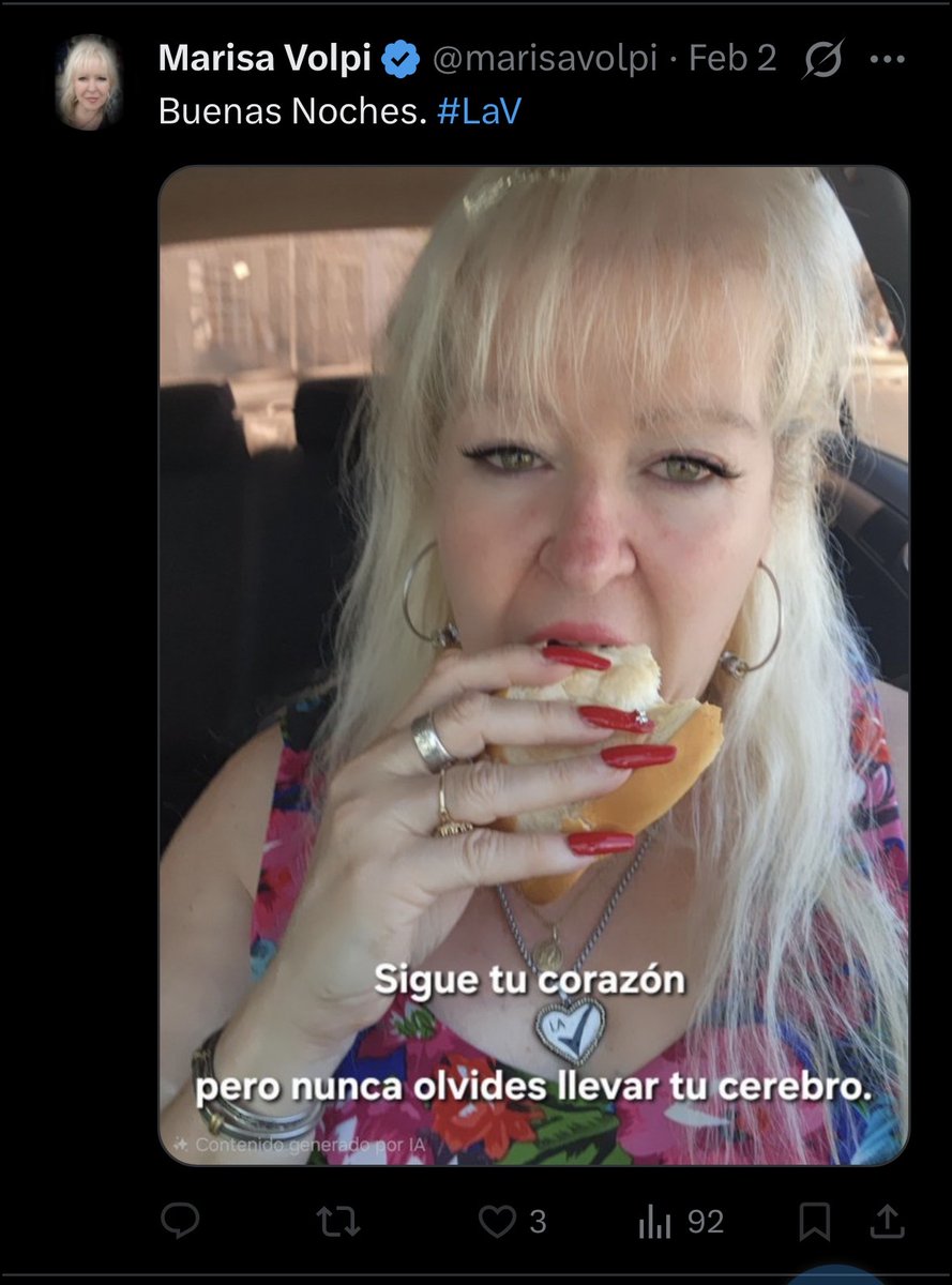 y unos pañuelitos descartables porque en esas uñas se debe juntar cacona después de limpiar el culito