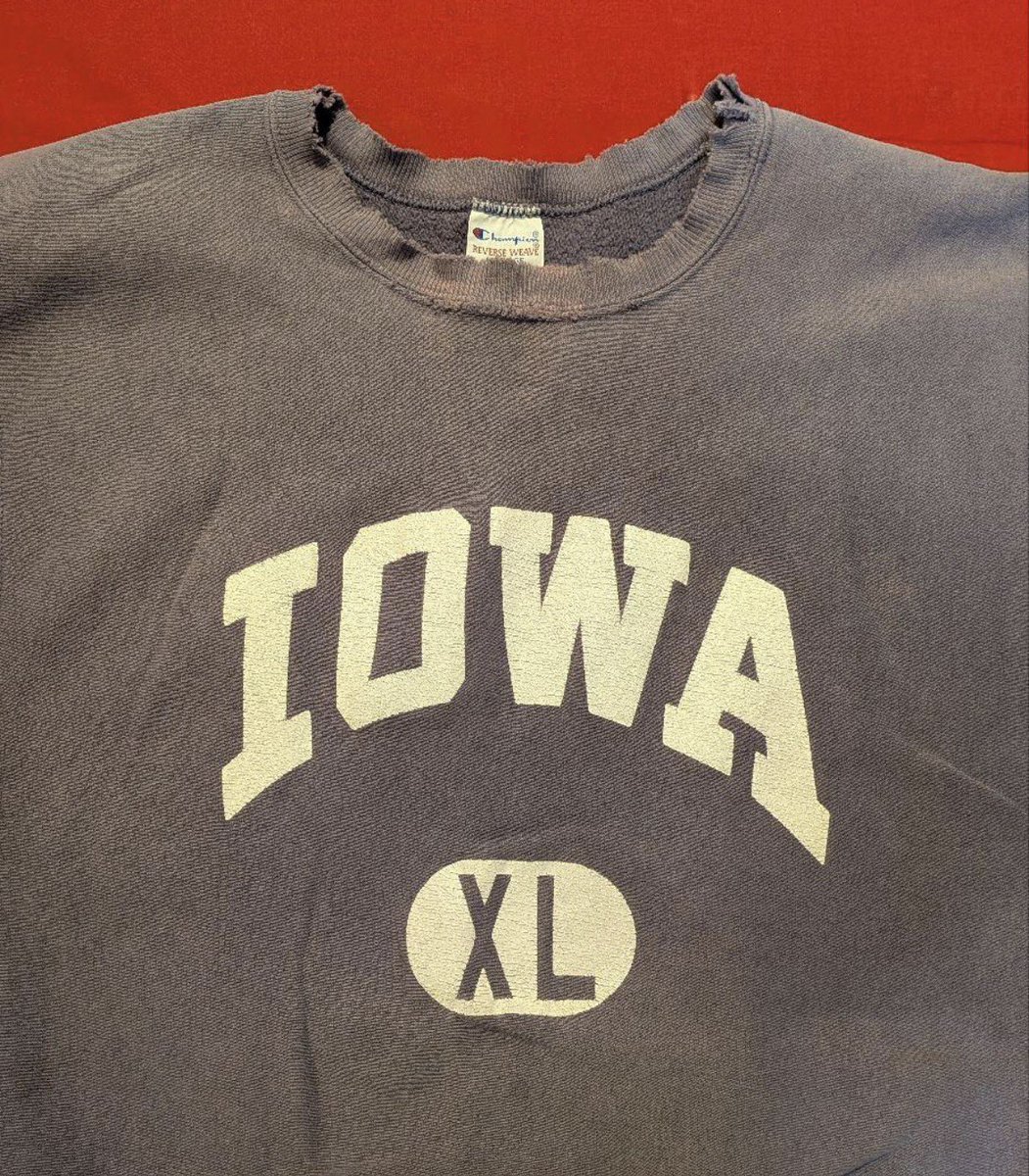 トリコタグ 90s champion reverse weave XL USA製 90年代championのIOWAのREVERSE WEAVE XLで1.8万円なんすね。リバース