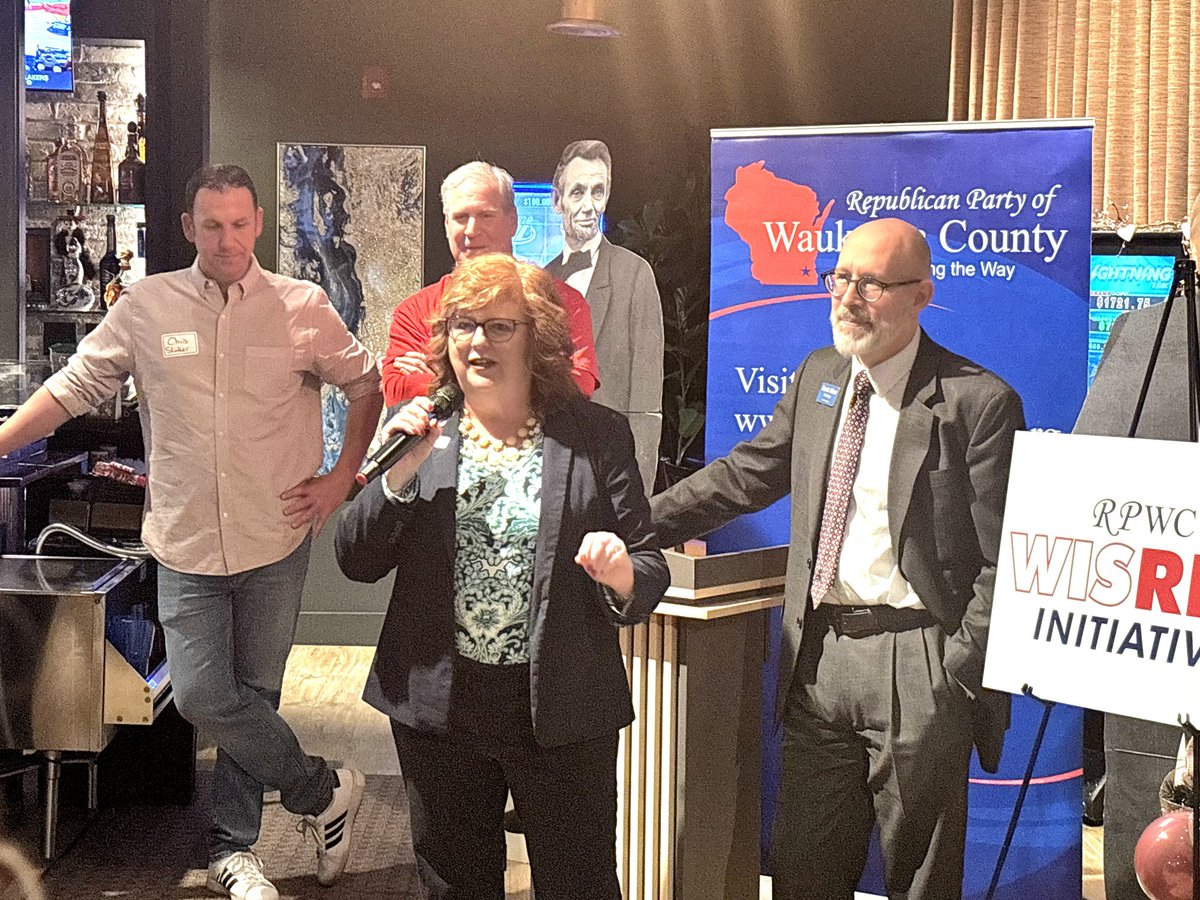 Wow! What a great turnout for <a href="/WaukeshaGOP/">Waukesha County GOP</a> Pints &amp; Patriots tonight! It was important to join my colleagues in sharing with the fired-up crowd all of the crazy things we are battling in Madison. 🇺🇲💪🏻