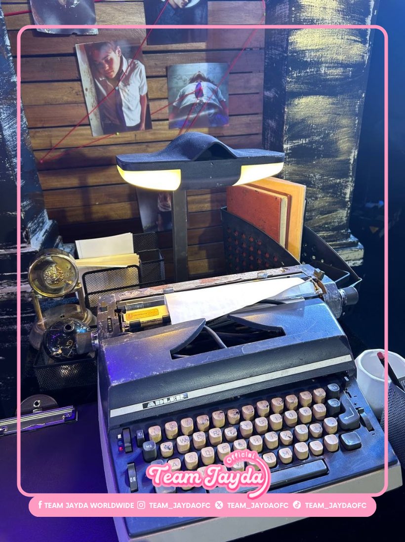 Team_JaydaOFC's tweet photo. Ooo okay, noir hat on ๐ต๏ธโโ๏ธ
A detective, a sealed crime scene, and a truth that refuses to stay buried.
๐ Project Loki on Viva One and Cignal Play this February 21, 2026!
PROJECT LOKI MYSTERY BEGINS
#jayda #teamjayda #projectloki #vivaone #ProjectLokiGrandMediaConference https://t.co/iW4cKQzYxI