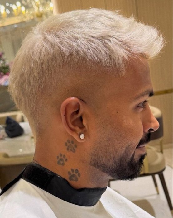 Wow bro , new look = बवाल 

Matlb.......
One more trophy 🏆 loading.......