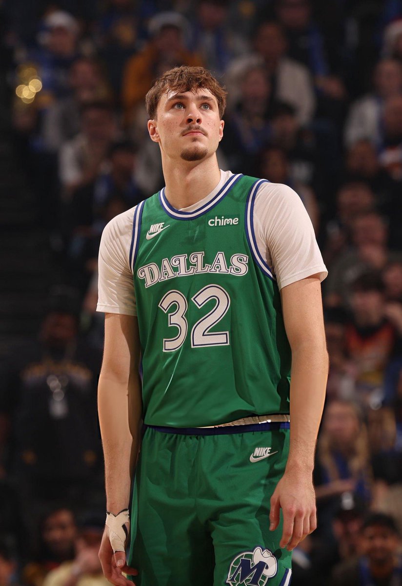 MavsMuse's tweet image. Cooper Flagg just put up the most points in a 4-game span by a rookie since Allen Iverson in 1997.