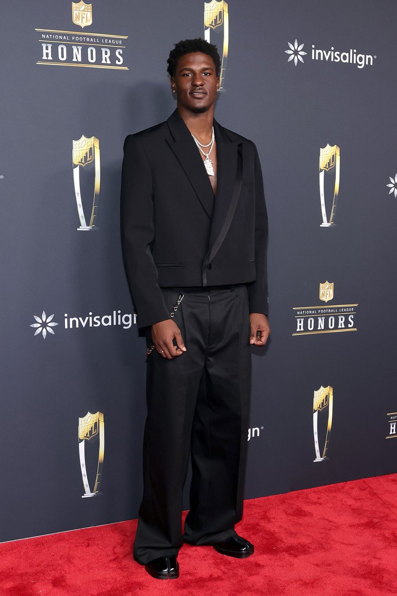 SznPltts's tweet image. You the real DROY in my heart twin