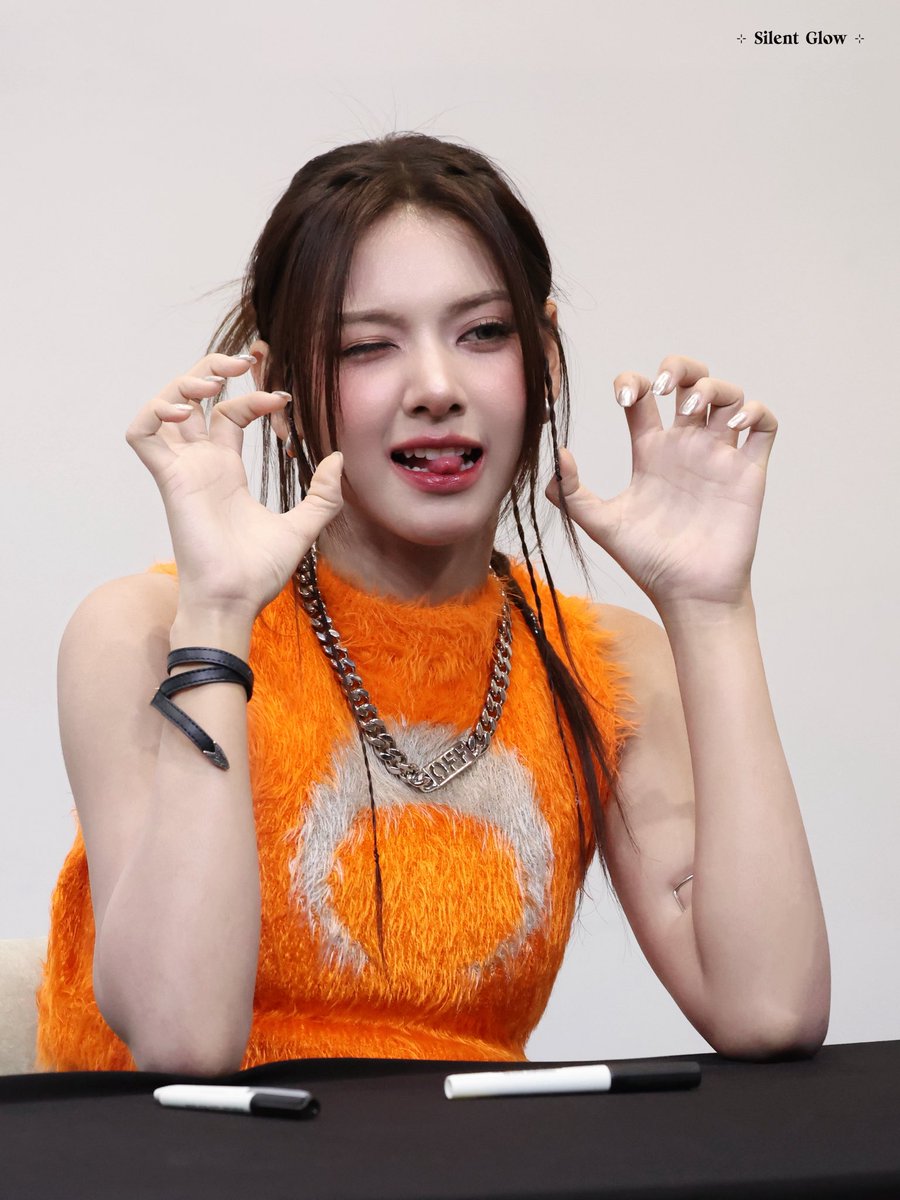 ⊹ Silent Glow ⊹ tweet media