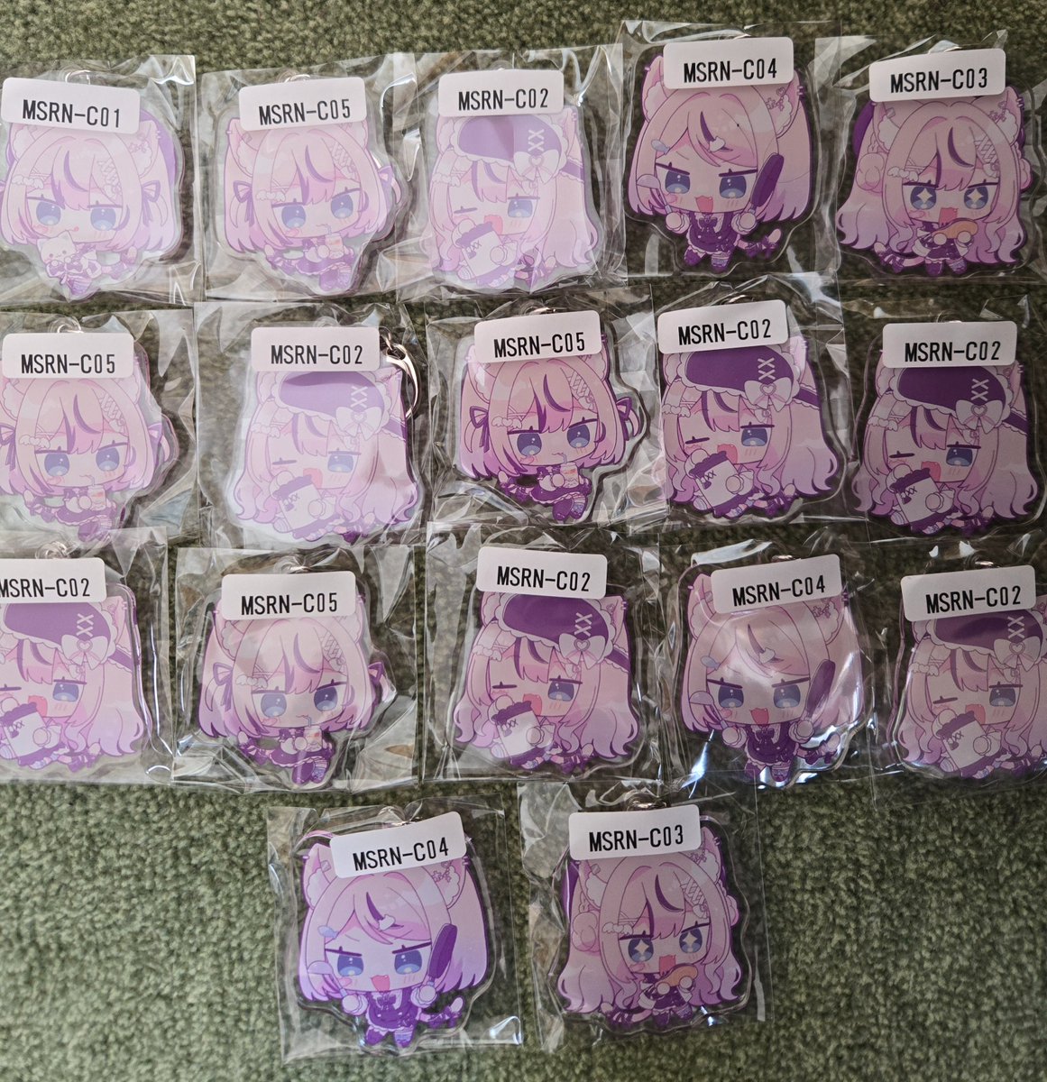 真白猫ミミィさん×ウェブポンさんガチャ 2週間遅れ？くらいで、コソっ