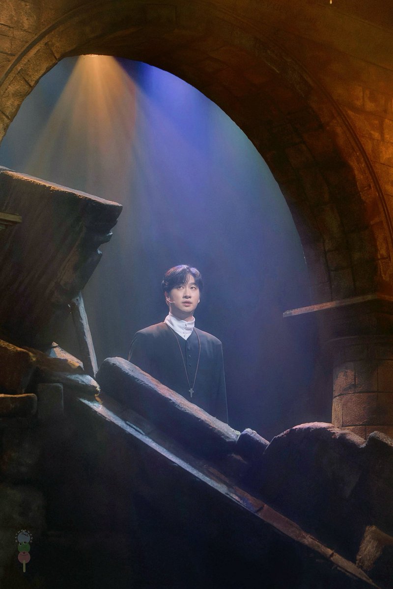 Esther ᴾ ⁱ ᶜ tweet media