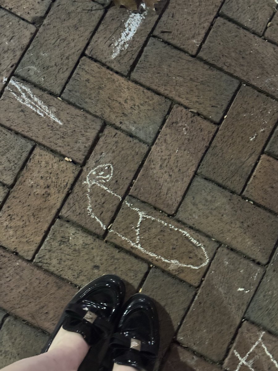 Cyxation's tweet image. i feel a bit more like myself today