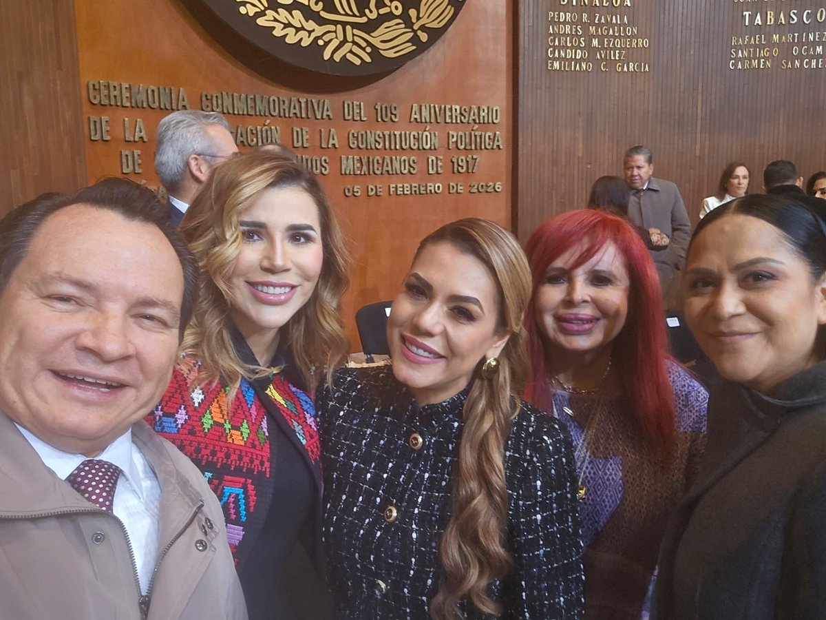 En la Ceremonia del 109 Aniversario de la promulgación de la Constitución de 1917, coincidí con compañeras y compañeros gobernadores, así como con secretarias y secretarios federales, con quienes respaldamos el discurso de nuestra Presidenta <a href="/Claudiashein/">Claudia Sheinbaum Pardo</a> : defender la patria,
