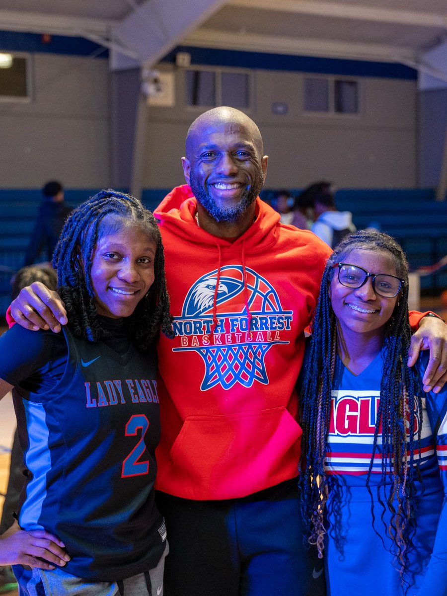 KujForCongress tweet media