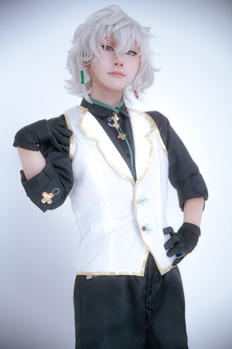 ccccchisaki's tweet photo. 【Cosplay/コスプレ】
🌈🕒️cos.

🥷　🍸️

📸ヤギ先生様【@yagi_san77】
#ようこそにじカフェへ0201 https://t.co/KUv1LUJKJO
