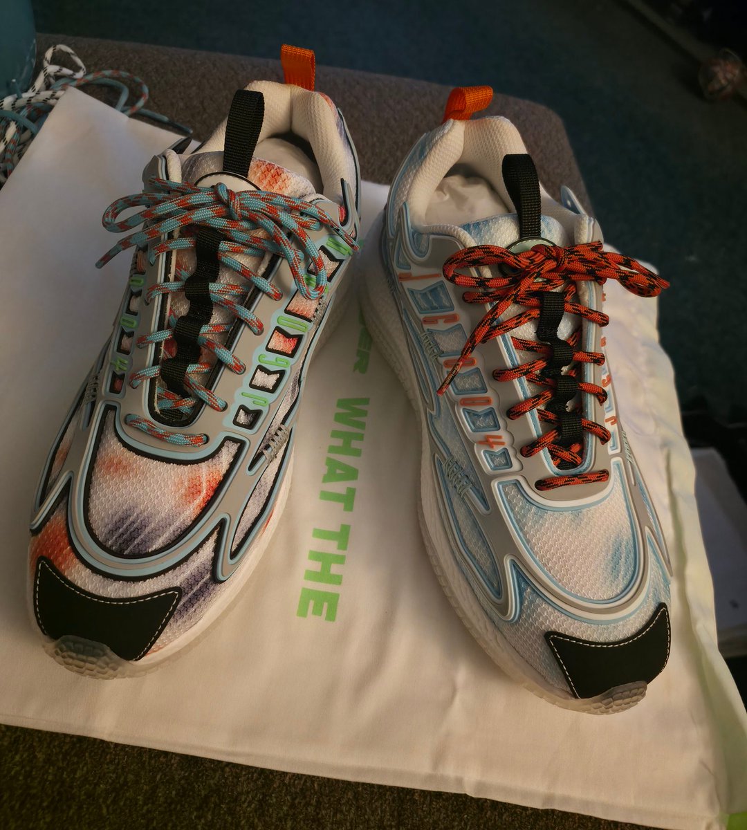 Minor lace switch-up. They're beautiful. The custom box &amp; dust bag, the autographed 'zine. The devil is in the details! #SOTY #WhatThe #004 <a href="/JohnGeiger_/">John Geiger</a> <a href="/JohnGeigerCo/">John Geiger</a>