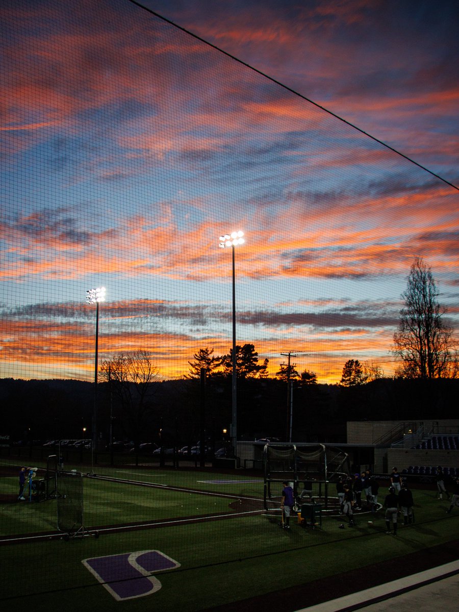 TreyWatt26's tweet photo. Special Sunset on #thebluff

@SwensonMeg 
@3henchen https://t.co/ns3WtOVEc6