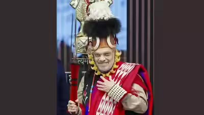 Wot, wanna know how to dress like #AmitShah  in Nagaland traditional attire? 📷 What's the occasion, btw?  #Nagaland #Dimapur #ENPO #WPLFinal
#RespectMotherhood
#GodMorningFriday
#WPL2026