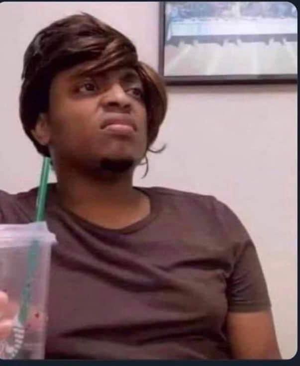 chmooreorless's tweet photo. @melbrown00 I get mad every time I remember that it could be Rob, Tiffany, Monet or Ian there instead… https://t.co/hF8v79bz1m