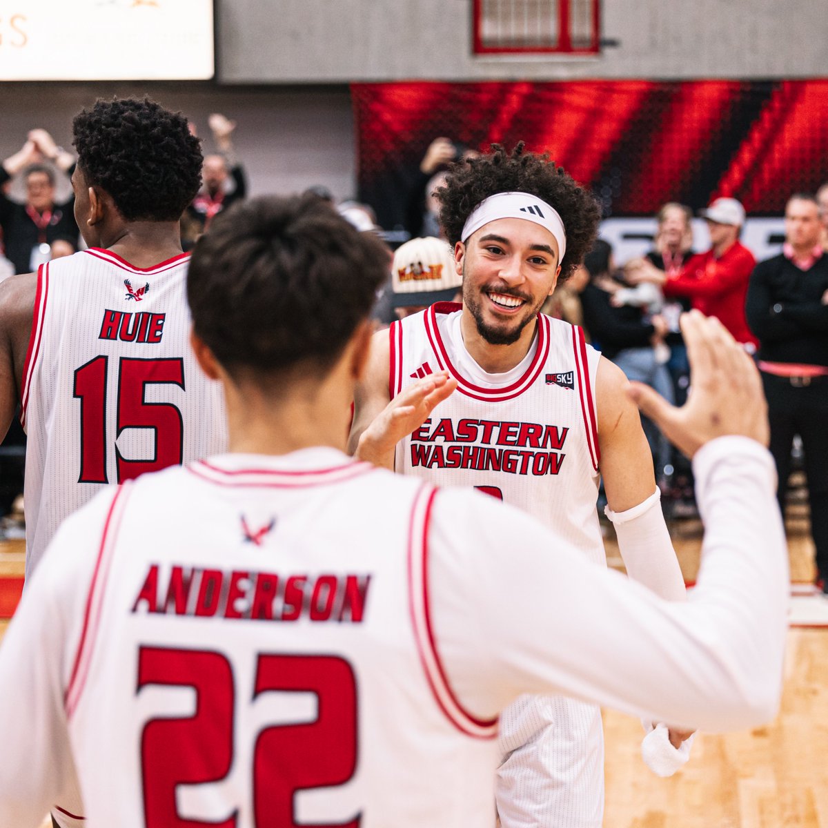 the Eagles sweep Montana 👀

<a href="/EWUMBB/">EWU Men's Basketball 🏀</a> moves to 2-0 on the season against the defending champs
