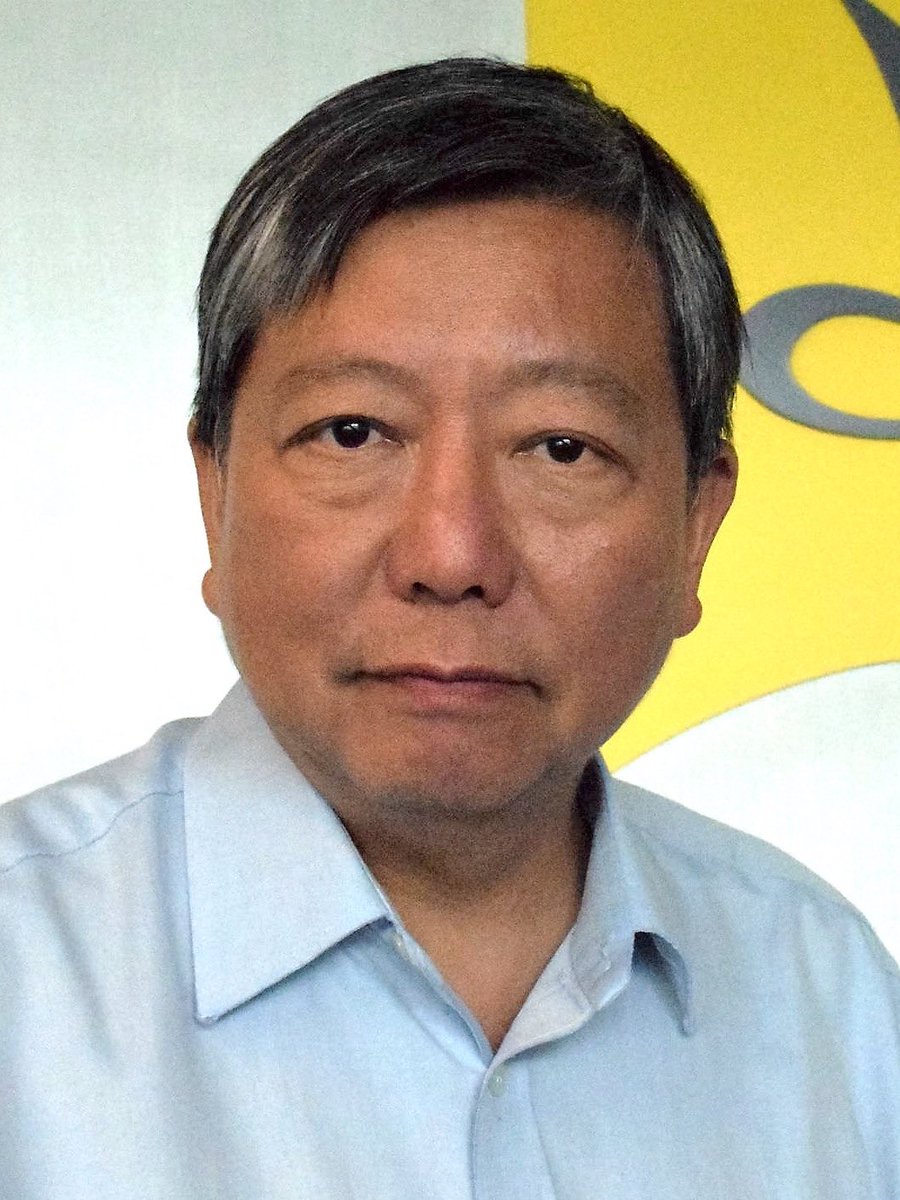 #李卓人：前香港立法会议员，原支联会主席
罪名：煽动颠覆国家政权罪
近况：刑拘候审
2020年2月因参与“十万基督徒为香港罪人祈祷大游行”被带走调查
4月18日被以参与“2019.8.18维园流水集会”为由拘捕
2021年4月被以“组织未经批准集结罪”等判刑1年8个月
目前仍在监狱面临煽颠罪指控 #良心犯 #一人一推