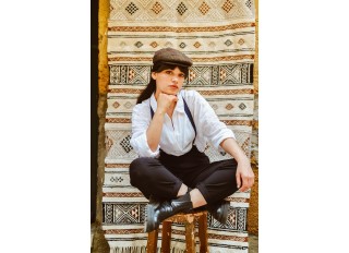 TGArtisans's tweet photo. 🏡 Discover “5 Handwoven Rugs That Will Revamp Your Living Room”, each rug handwoven by skilled artisans, marrying traditional techniques with contemporary designs. Artisanal accents can add warmth, texture &amp; story to your space.   

#HandwovenRugs  

https://t.co/wXVgn2c3YQ https://t.co/bScC1X3Nlv
