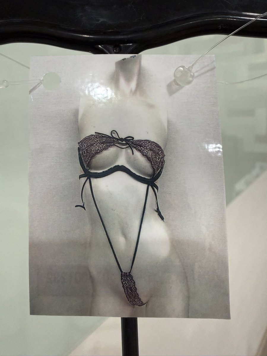明日の自主企画の衣装です！
バレンタインっぽいもの入れてみました👙🍫

希望の衣装をDMで指定してくださいな🫶 https://t.co/qgpg6jDGH3