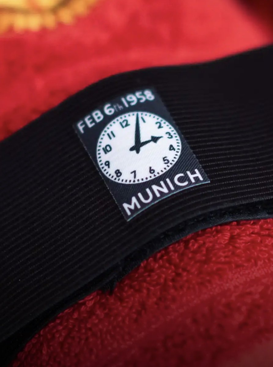 vangully's tweet photo. The Flowers of Manchester 🇾🇪 #munich https://t.co/fwhcLB8Ql2