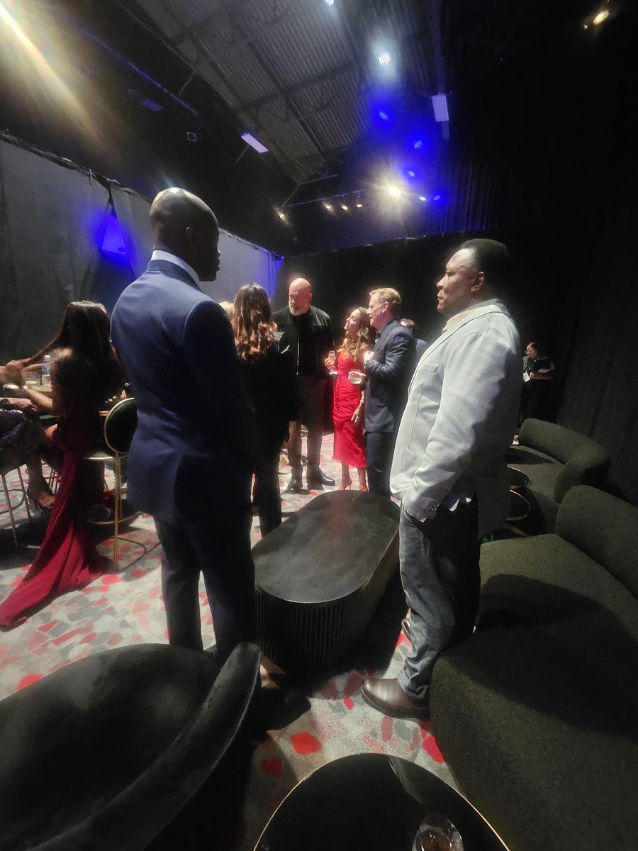 Barry Sanders tweet media