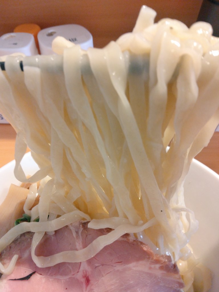 一白水星 tweet media