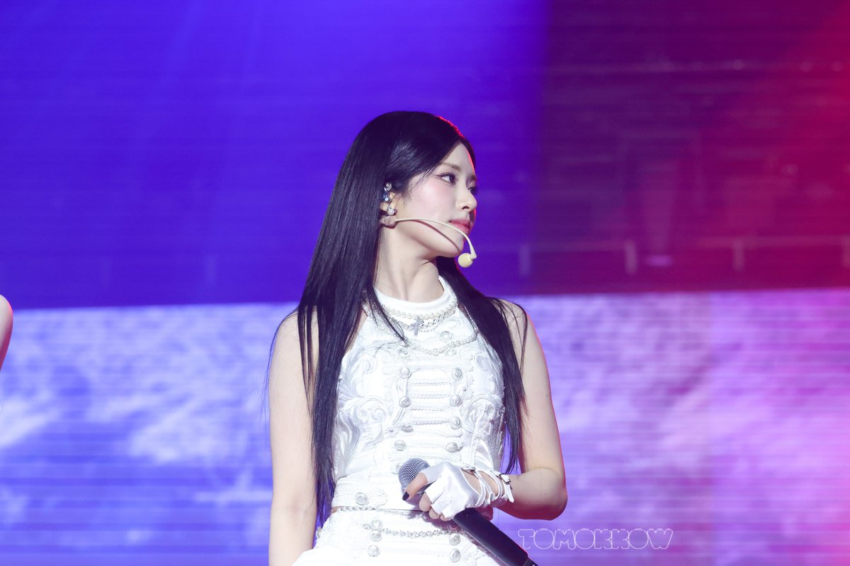 fromisTomorrow's tweet image. 260130 박지원
#프로미스나인 #fromis_9
#박지원 #PARKJIWON #JIWON