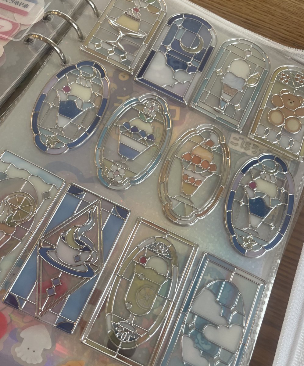 これほまにやばい
ちょっと、個人的にはボンドロよりも好きかもしれん…たまらん…全色買えばよかった🥺