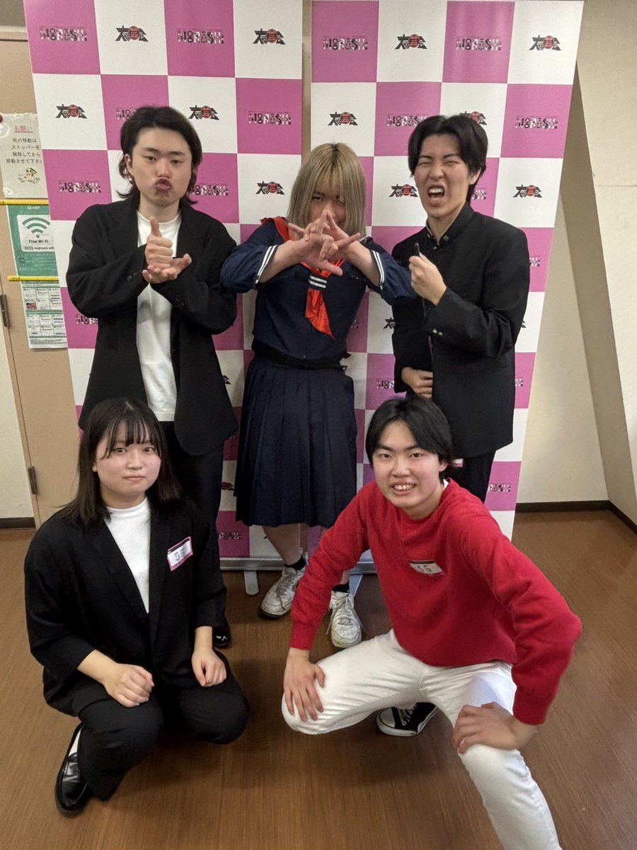 峰 tweet media