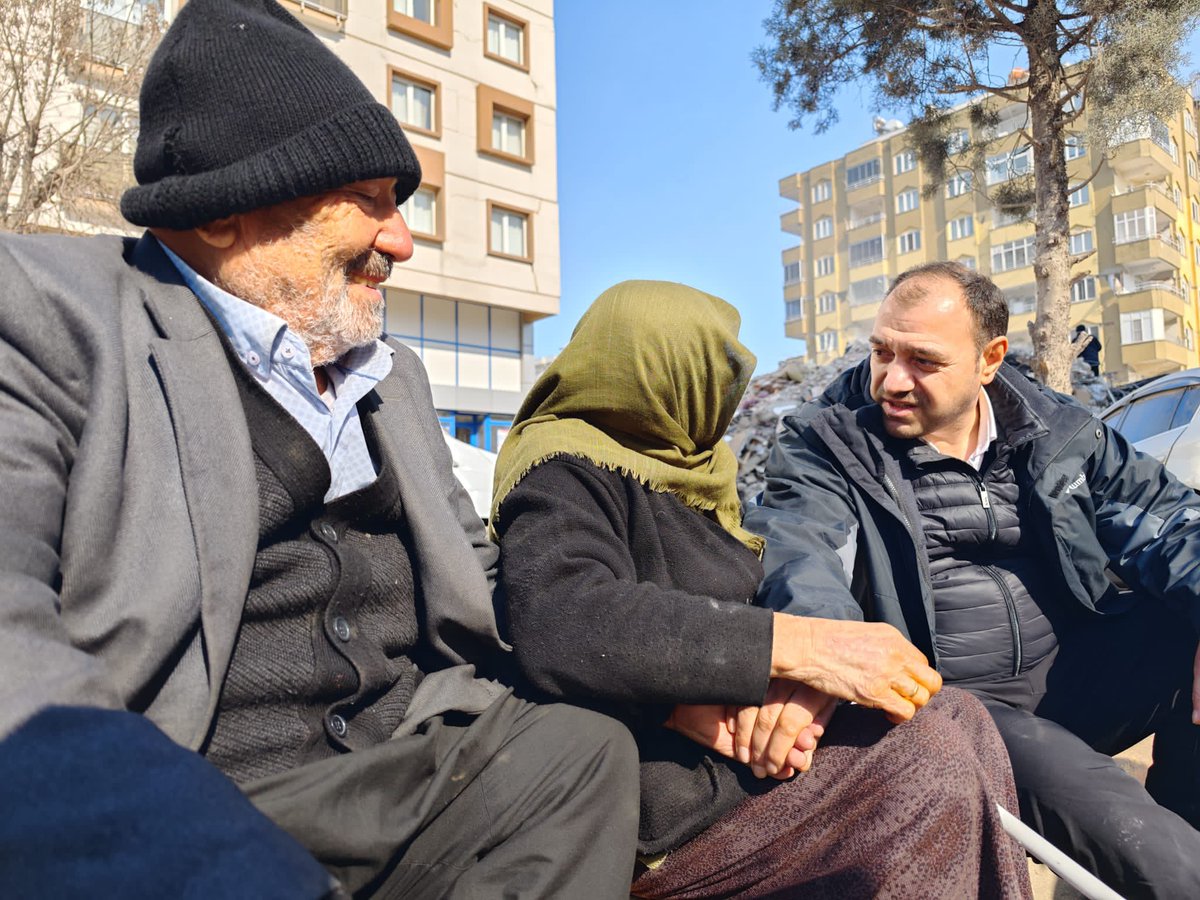 valicetinoktay's tweet photo. 6 Şubat 2023’te meydana gelen Kahramanmaraş depremlerinde kaybettiğimiz her canı rahmetle anıyorum. 

Asrın felaketini asrın dayanışmasına çeviren milletimizin her bir ferdine şükranlarımı sunuyorum.

Allah bir daha böyle bir acılar yaşatmasın, ülkemizi her türlü afetten korusun. https://t.co/pSKuI3vibp