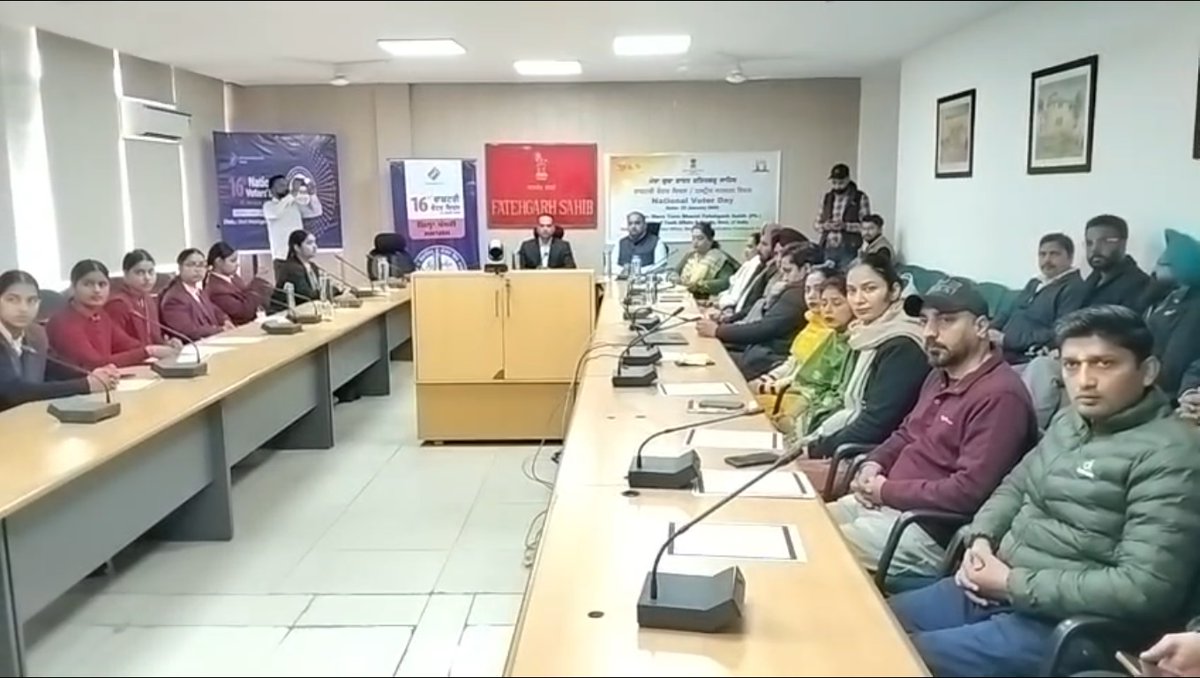 MyBharatFgs's tweet photo. National Voters’ Day organised by MY Bharat, Fatehgarh Sahib in collaboration with District administration and Election office Fatehgarh Sahib. https://t.co/vPnsQfSAKD