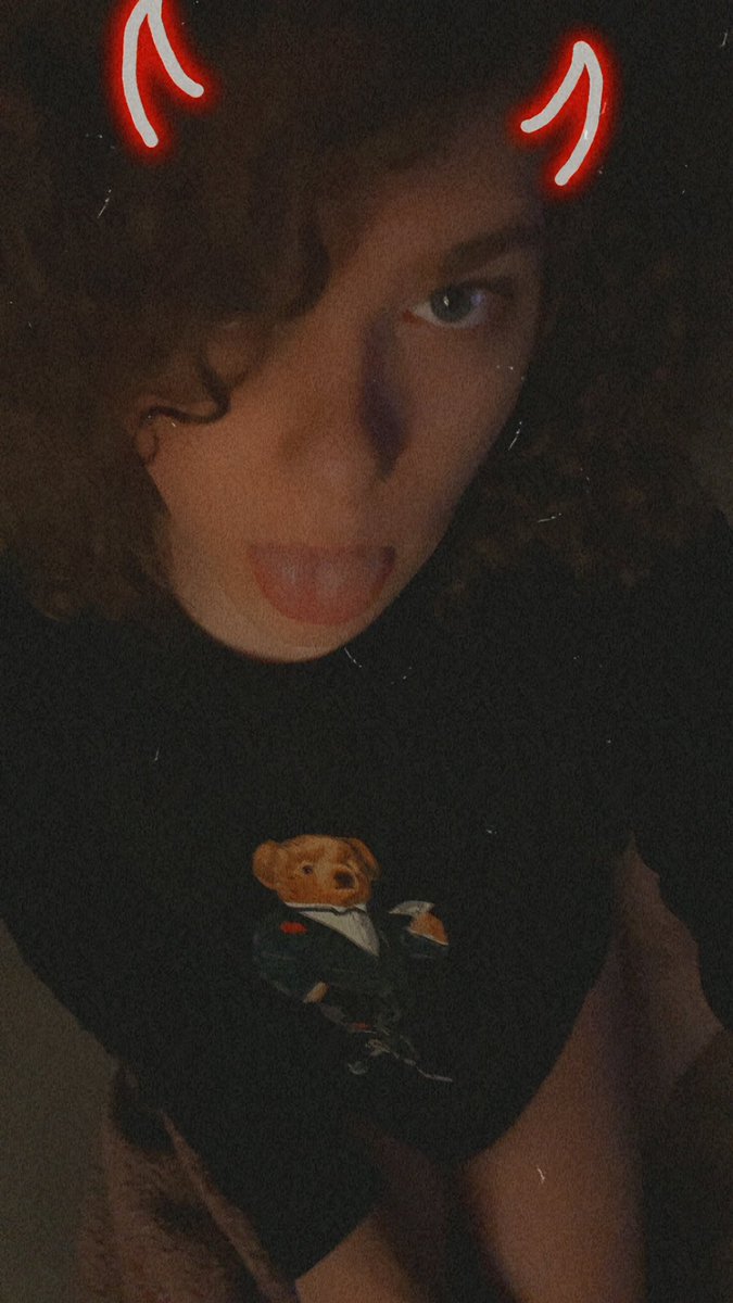 theGLOOP 🔞 tweet media